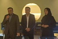 معلمان و کادر اجرایی مدرسه فرزانگان یک بندرعباس تجلیل شدند