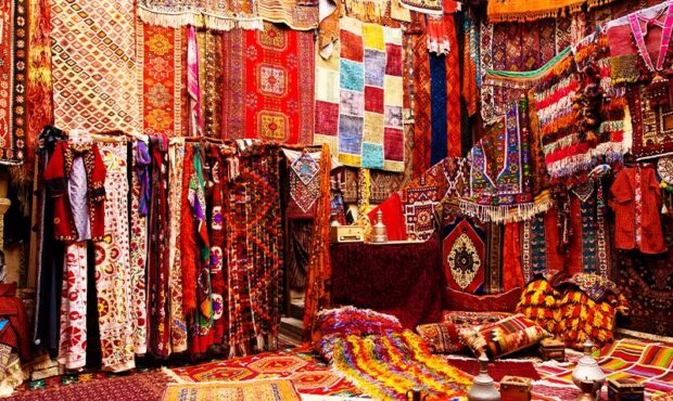 صنایع دستی و رسانهها؛ پیوندی برای معرفی هویت فرهنگی و رشد اقتصادی صنایع دستی و رسانهها؛ پیوندی برای معرفی هویت فرهنگی و رشد اقتصادی