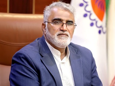 صف های طولانی جایگاه های سوخت باعث نگرانی مردم است صف های طولانی جایگاه های سوخت باعث نگرانی مردم است