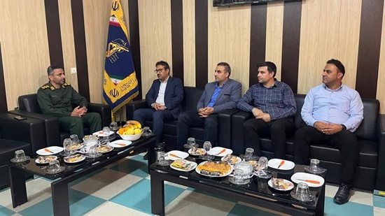 دیدار رئیس دانشکده علوم پزشکی غرب هرمزگان با فرمانده ناحیه مقاومت بسیج بندرلنگه دیدار رئیس دانشکده علوم پزشکی غرب هرمزگان با فرمانده ناحیه مقاومت بسیج بندرلنگه