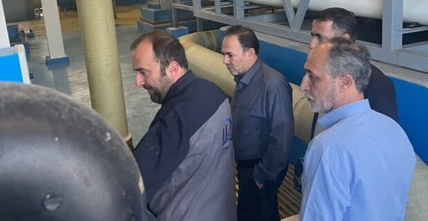 بازدید مدیرکل حراست شرکت مهندسی آب و فاضلاب کشور از آب شیرین کن های بندرعباس بازدید مدیرکل حراست شرکت مهندسی آب و فاضلاب کشور از آب شیرین کن های بندرعباس