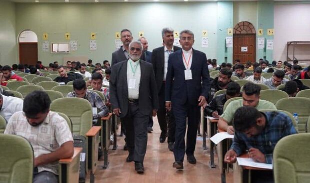 رقابت۳۴۲۴داوطلب در آزمون آتش نشانی شهرداری بندرعباس رقابت۳۴۲۴داوطلب در آزمون آتش نشانی شهرداری بندرعباس
