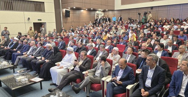 دومین کنفرانس بینالمللی اقتصاد دریا پایه با حضور مقامات بینالمللی در هرمزگان اغاز شد دومین کنفرانس بینالمللی اقتصاد دریا پایه با حضور مقامات بینالمللی در هرمزگان اغاز شد