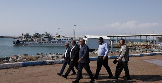 بندر هرمز ساماندهی میشود بندر هرمز ساماندهی میشود