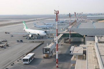 فرود اضطراری هواپیماها در فرودگاه بندرعباس به علت شرایط نامساعد جوی فرود اضطراری هواپیماها در فرودگاه بندرعباس به علت شرایط نامساعد جوی