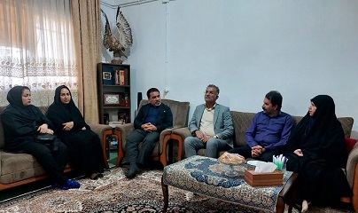 دیدار با سه تن از خانواده شهدای شهرستان بندرعباس دیدار با سه تن از خانواده شهدای شهرستان بندرعباس