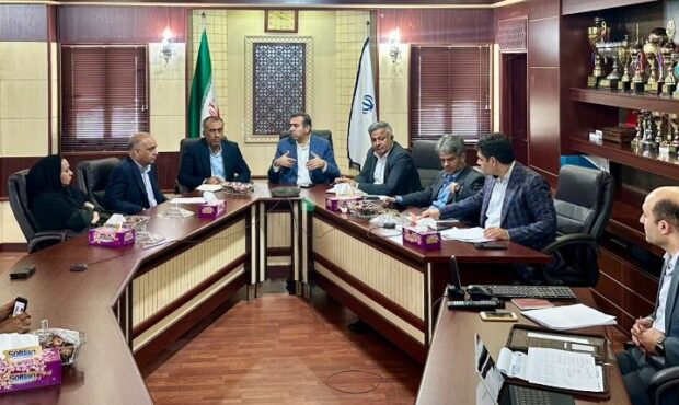 سومین نشست بررسی روند مولدسازی اموال مازاد دولت در حوزه ورزش و جوانان هرمزگان سومین نشست بررسی روند مولدسازی اموال مازاد دولت در حوزه ورزش و جوانان هرمزگان