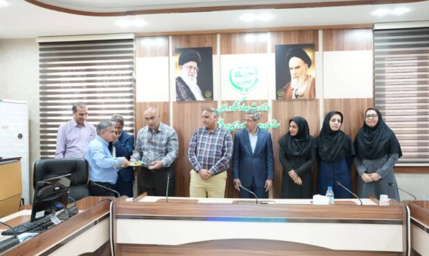 دیدار رئیس سازمان جهاد کشاورزی هرمزگان با کارکنان مرکز قرنطینه گیاهی بندر شهید رجایی دیدار رئیس سازمان جهاد کشاورزی هرمزگان با کارکنان مرکز قرنطینه گیاهی بندر شهید رجایی
