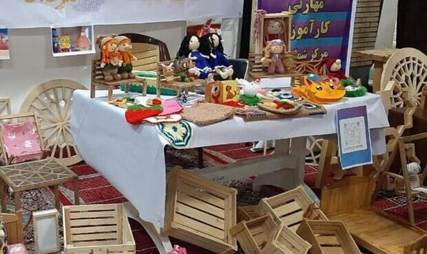 گشایش نمایشگاه دستاوردهای آموزشگاههای فنی و حرفهای در بندرعباس گشایش نمایشگاه دستاوردهای آموزشگاههای فنی و حرفهای در بندرعباس