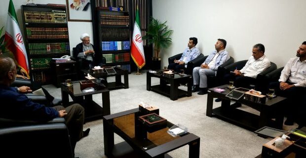انتصاب نیروی بومی در رأس نفت ستاره، امیدآفرین و نشانگر اعتماد به ظرفیتهای هرمزگان است انتصاب نیروی بومی در رأس نفت ستاره، امیدآفرین و نشانگر اعتماد به ظرفیتهای هرمزگان است