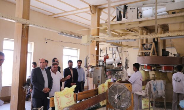 بازدید از واحد صنعتی آرد مروارید در شهرک صنعتی شماره 2 بندرعباس بازدید از واحد صنعتی آرد مروارید در شهرک صنعتی شماره 2 بندرعباس